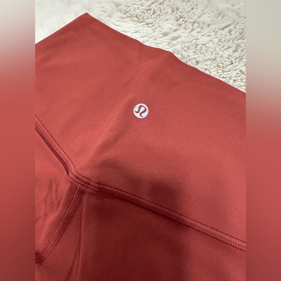 NWT Lululemon Align HR 25” in Chianti - US 2 - Picture 3 of 4